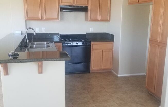 1 bed, 1 bath, 900 sqft, $1,865, Unit 701