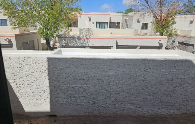 2 beds, 2.5 baths, $1,750, Unit Unit 160