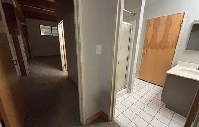 2 beds, 2 baths, 1,161 sqft, $1,599, Unit 446