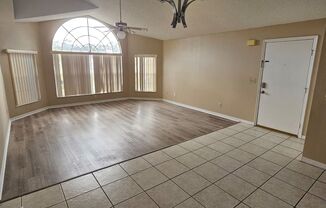 3 beds, 2 baths, $1,900, Unit Unit 54