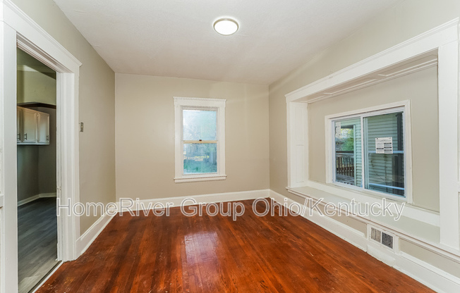 10617 BRYANT AVE