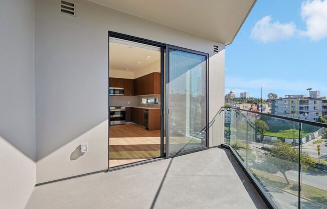 1 bed, 1 bath, 667 sqft, $3,295