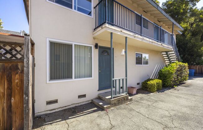 555 Stanford Ave