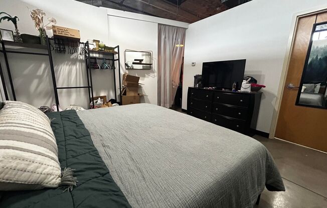 2 beds, 2 baths, 1,158 sqft, $1,550, Unit 409