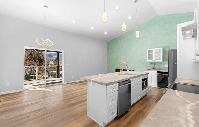 3 beds, 2.5 baths, 1,584 sqft, $2,995, Unit 546 N Colorado Ave