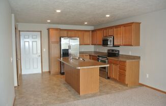 2 beds, 2 baths, $995, Unit Apartment 208