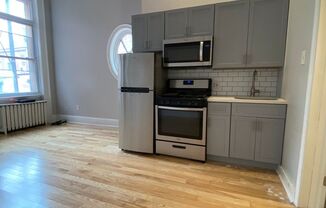 Studio, 1 bath, 525 sqft, $1,150, Unit Unit 6