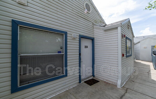 2544 WOODGATE BLVD