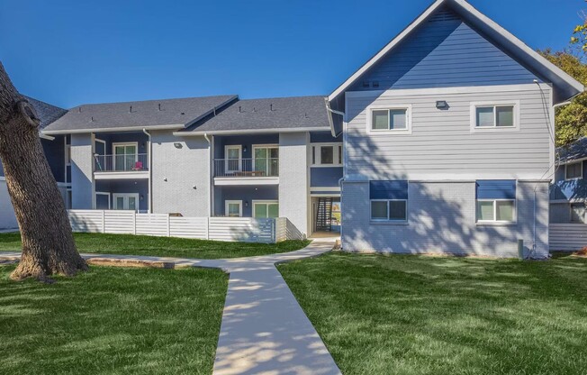 Welcome to Distinction Apartment Homes, where modern living meets comfort. Our beautifully landscaped grounds and stylish architecture create the perfect environment for relaxation. Explore your new home today and schedule a tour!