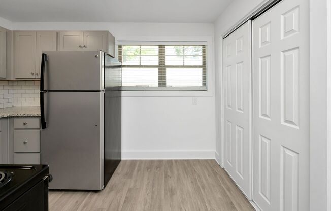 1 bed, 1 bath, 457 sqft, $943, Unit F