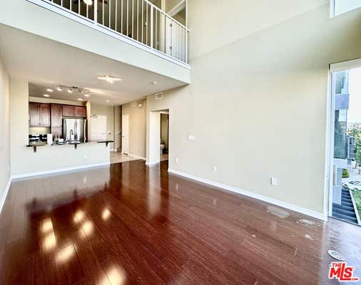 2 beds, 2 baths, 1,290 sqft, $3,700, Unit 439