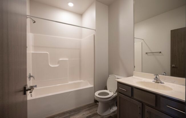 1 bed, 1 bath, 645 sqft, $1,095, Unit 4636 307