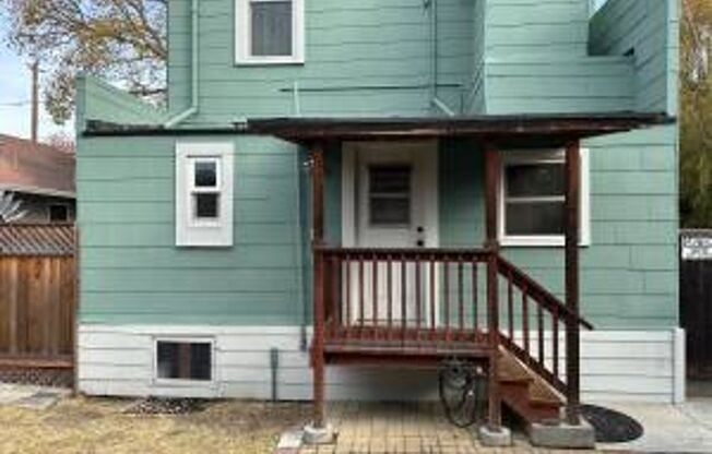 3 beds, 2 baths, $4,200