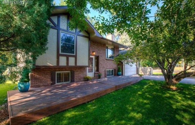 1038 BOLTZ DR