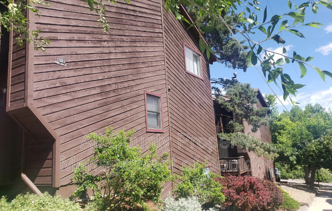 1031 PORTLAND PL
