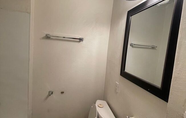 3507 Boulevard of the Allies