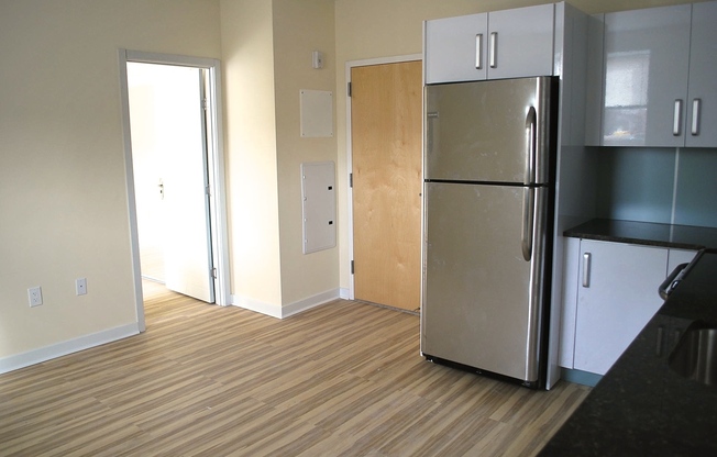 1 bed, 1 bath, 500 sqft, $1,525, Unit 220
