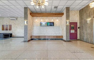 Studio, 1 bath, $2,000, Unit 4 D