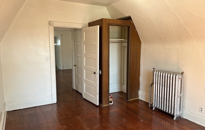 828 GRAND AVE