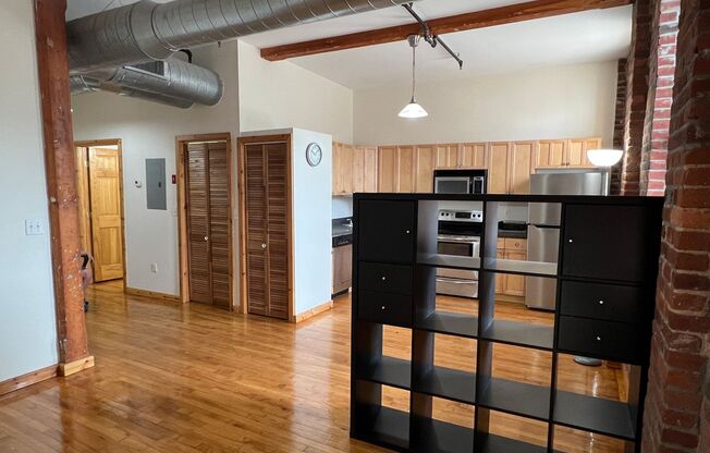 Downtown Bridgeport 1-Bed, 1-Bath with All the Modern Touches