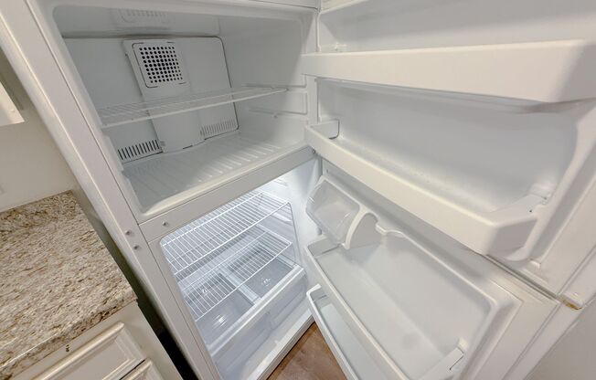 1 bed, 1 bath, 520 sqft, $650
