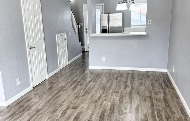 Upgraded Chandler Townhouse!