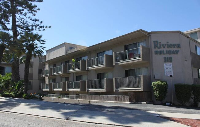 1 bed, 1 bath, $2,350, Unit 314