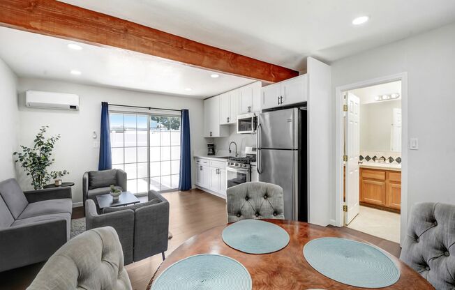 Foothill Villa