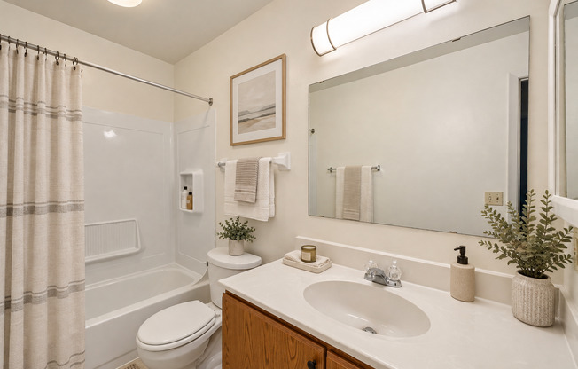 1 bed, 1 bath, 660 sqft, $1,190, Unit 6804-02