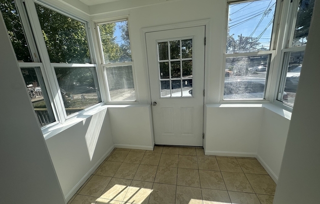 206 ADAMS ST