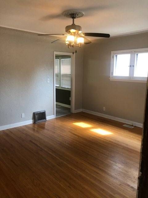 5337 34 AVE S