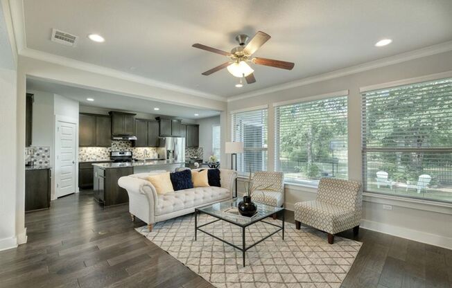 Stunning 3-Bedroom Modern Home with Luxurious Upgrades in Prime Austin Location