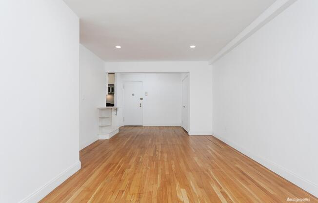 800 CORTELYOU RD