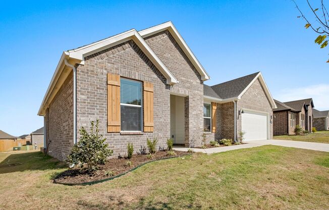 Stunning New 3-Bedroom Home with Modern Upgrades and Spacious Living!