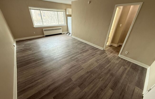 Studio, 1 bath, 400 sqft, $850, Unit #419
