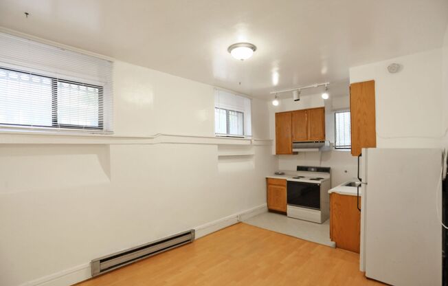 1 bed, 1 bath, $2,225, Unit #1