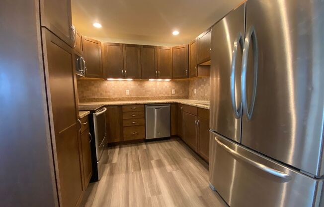 $2,575 | 1 Bedroom, 2 Bathroom Condo | Pet Friendly* | Available for Immediate move-in!