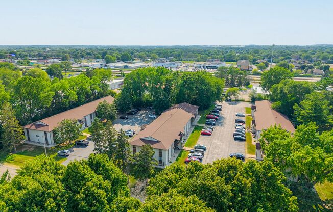 2 beds, 1 bath, 600 sqft, $1,099, Unit 855 - 06