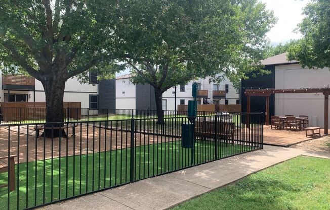 1 bed, 1 bath, 538 sqft, $1,170, Unit 12