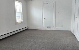52 NEWHALL ST