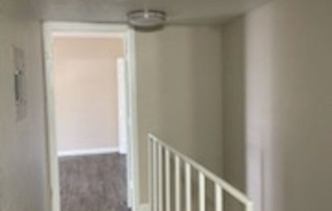 2 beds, 1.5 baths, 949 sqft, $1,450, Unit 281