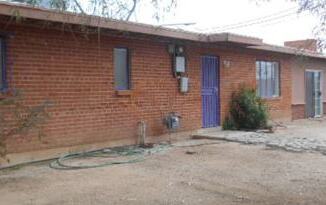 2402 S YUCATAN
