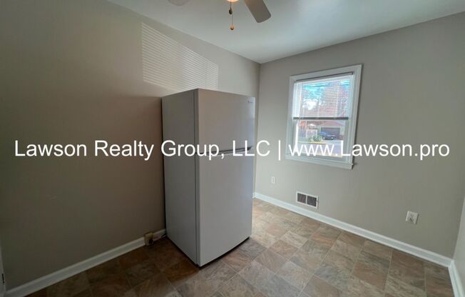 2 beds, 1 bath, 1,280 sqft, $1,075, Unit Forest Hill 338