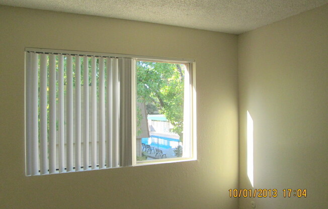 2 beds, 1 bath, 838 sqft, $1,595, Unit HL416