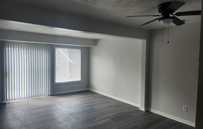 3 beds, 2.5 baths, 1,160 sqft, $1,500, Unit 332