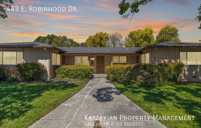 443 E ROBINHOOD DR