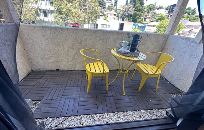 Amazing Location by the Lake Merritt, Gorgeous 2BR/2BA