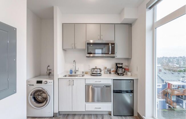 Studio, 1 bath, 246 sqft, $1,502, Unit Unit 310