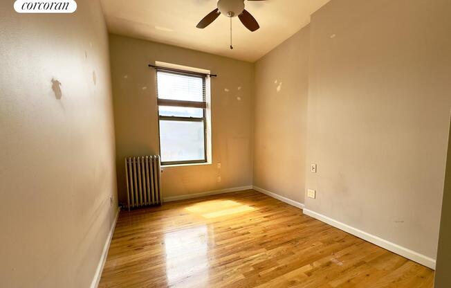 561 W 161 ST