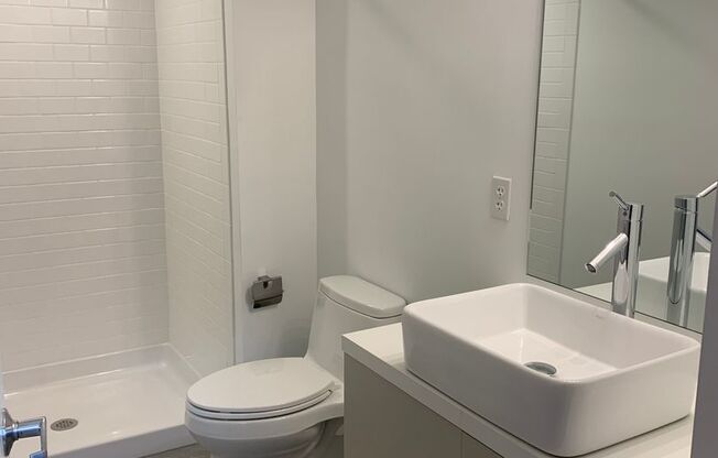1 bed, 1 bath, 777 sqft, $1,995, Unit Unit 106